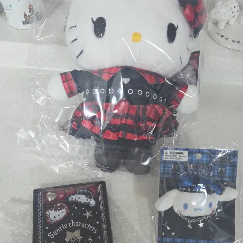 [BUNJANG] Sanrio Rock Series Bundle Set / 산리오 락 시리즈 일괄 판매만