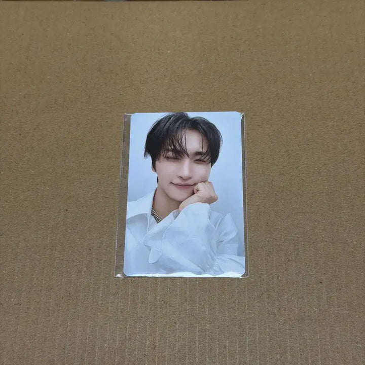 [BUNJANG] ATEEZ Seonghwa Aniteez Photocard / 에이티즈 성화 애니티즈 10만원 포카 포토카드 ateez aniteez