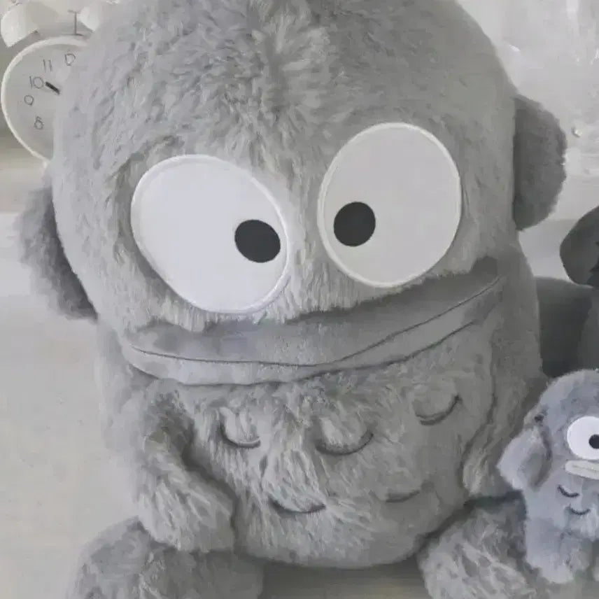 [BUNJANG] Monotone Hankyudong Doll / 모노톤 한교동 인형