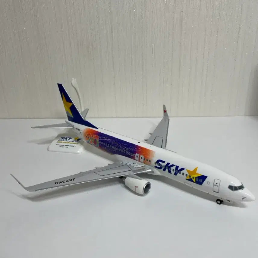 [BUNJANG] Sky Mark Boeing 737 Airplane Model / 비행기모형 보잉 737 스카이마크 일본