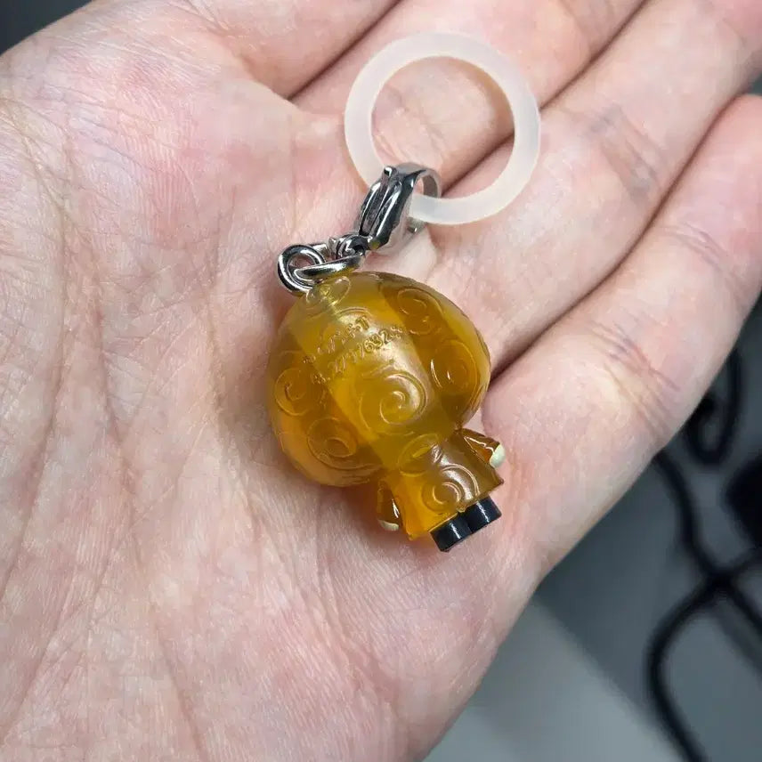 [BUNJANG] One Piece Crocodile Seal Keyring / 원피스 크로커다일 메지루시(단순개봉새상품)