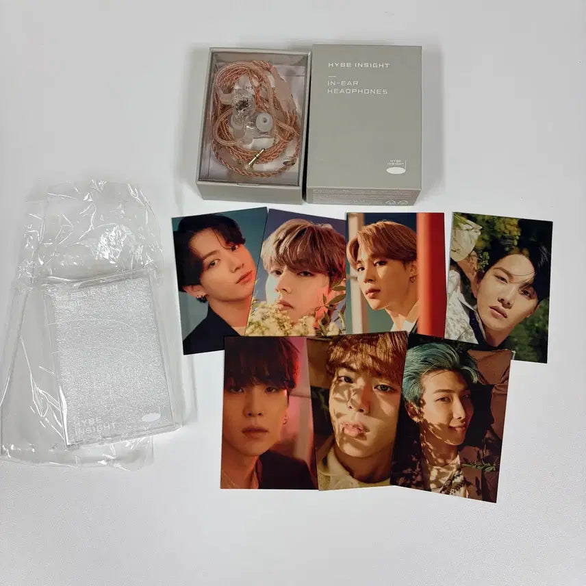 [BUNJANG] BTS HYBE INSIGHT Earphones Photocard Bundle Set / 방탄 하이브 인사이트 이어폰, 포카