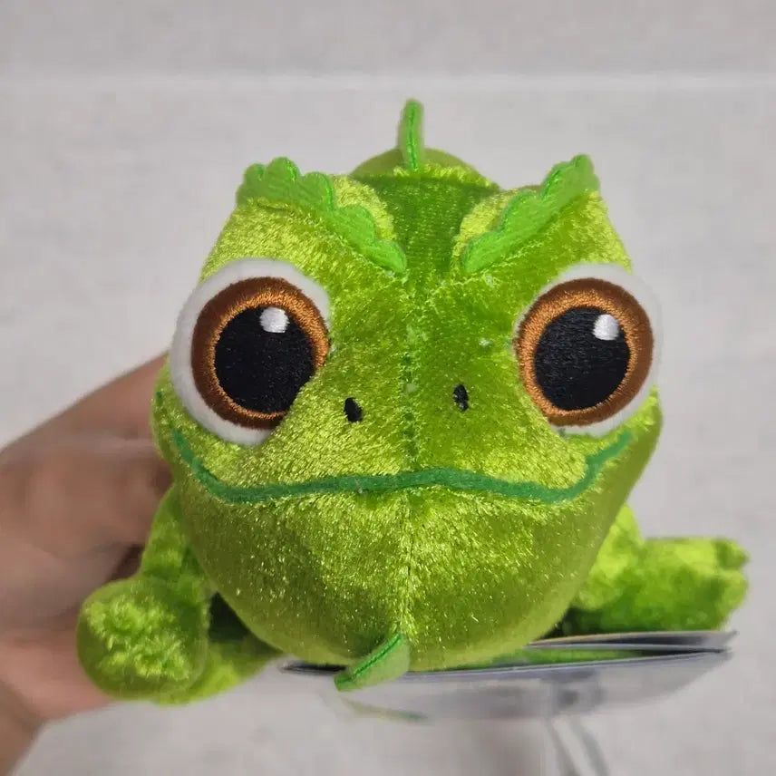 [BUNJANG] Tangled Pascal Shoulder Plush / 라푼젤 파스칼 어깨 인형