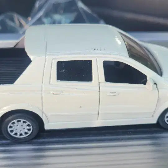 [BUNJANG] Chang Myung Actyon Sports Minicar White / 창명 엑티언스포츠 미니카 흰색