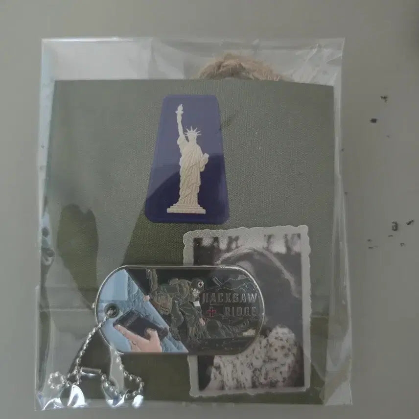 [BUNJANG] Hacksaw Ridge Merchandise Package Badge / 핵소 고지  굿즈패키지  뱃지