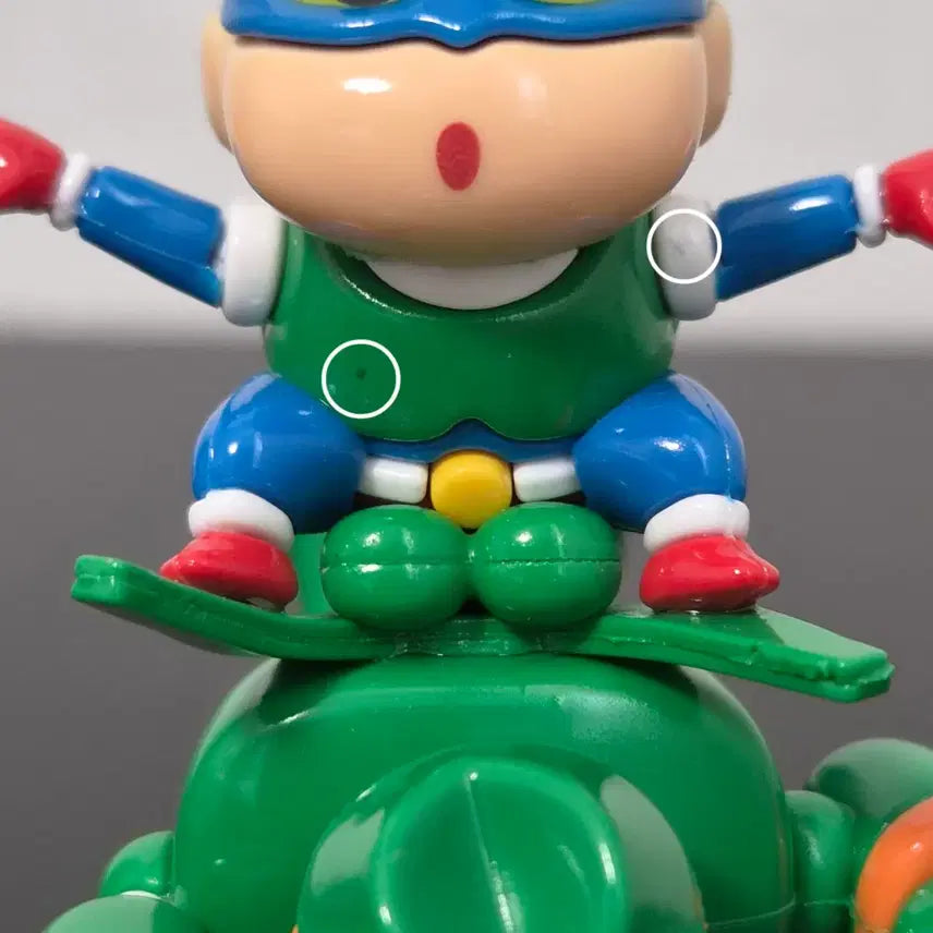 [BUNJANG] Action Mask Crayon Shin-chan Spring Action Figure / 8.1cm 짱구 피규어 스프링 액션가면 짱구
