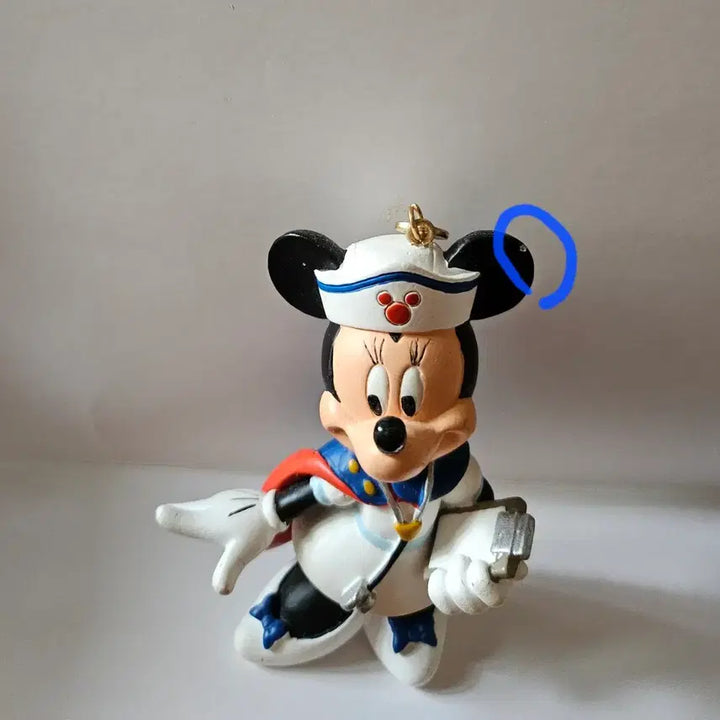 [BUNJANG] Disney Minnie Mouse Nurse Figure / 디즈니 미니마우스 간호사 피규어