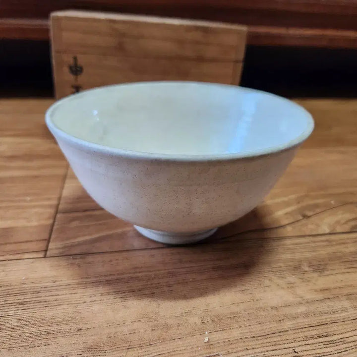 [BUNJANG] Shin Jeong-hee Celadon Tea Bowl (1930-2007) / 장여 신정희( 1930~2007) 분청다완(찻사발)