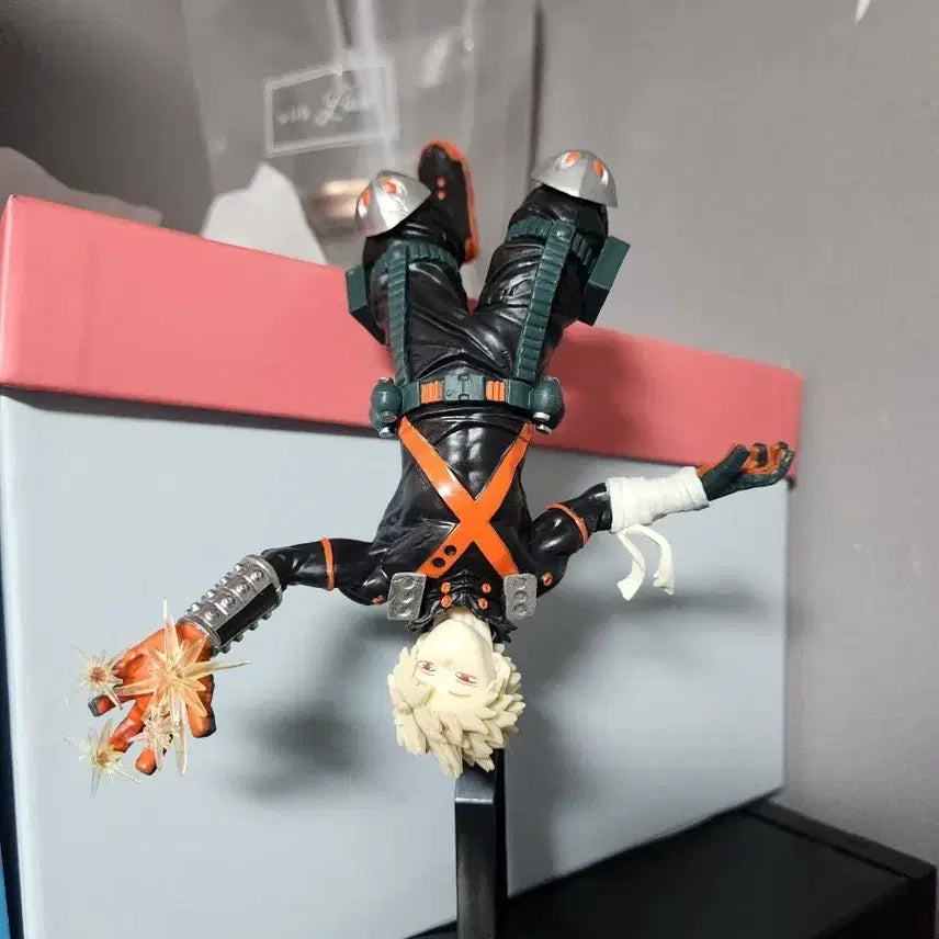 [BUNJANG] Katsuki Bakugo Figure / 바쿠고 카츠키 피규어판매(마지막 가격내림)