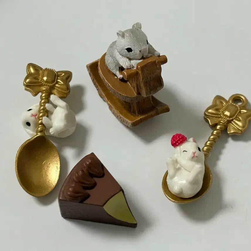 [BUNJANG] Dessert Spoon Rabbit Hobbyhorse Hamster Gacha Bundle Set / (단종가챠) 디저트 스푼 토끼 목마 햄스터 가챠 일괄