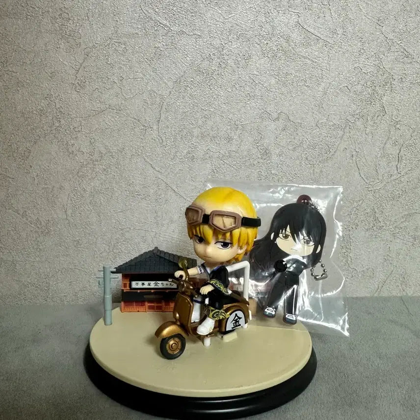 [BUNJANG] Gintama Kintoki Scooter Figure with Strap / 은혼 금혼편 킨토키 스쿠터