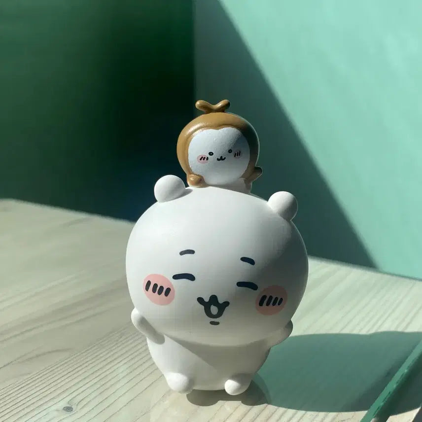 [BUNJANG] Chiikawa Beetle Figure / 치이카와 풍뎅이 피규어