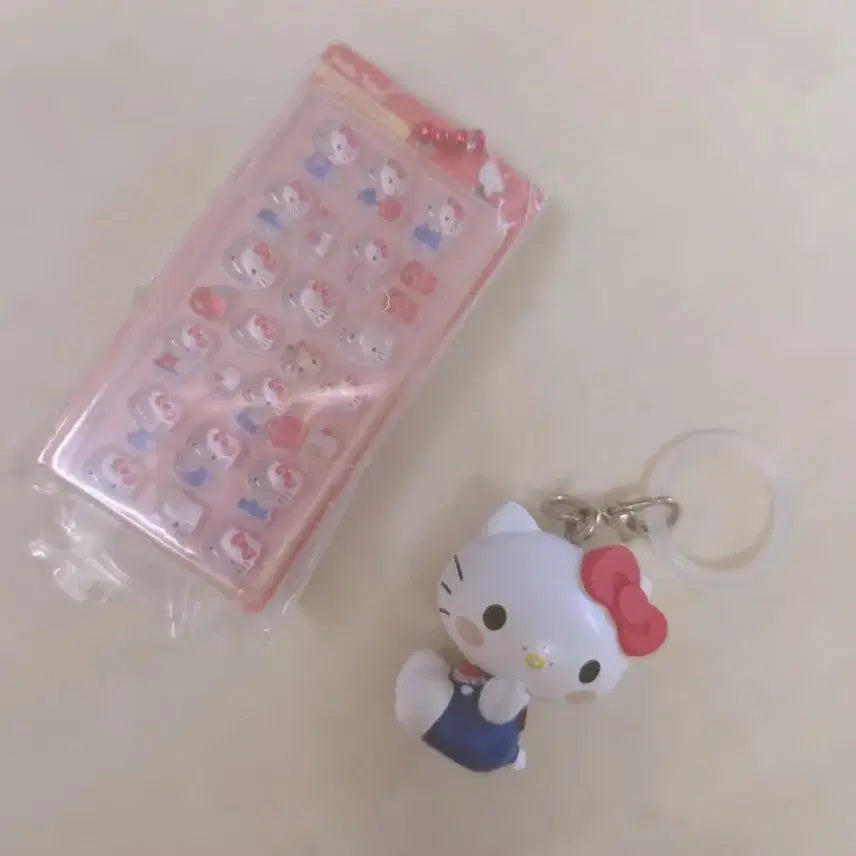 [BUNJANG] Sanrio Hello Kitty Bonbon Drop Monchhichi Collaboration Megirushi Gacha Set / 산리오 키티 봉봉드롭 몬치치콜라보 메지루시 가챠 일괄