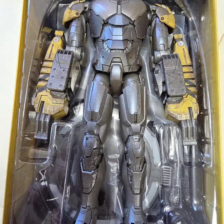 [BUNJANG] Hot Toys Iron Man Striker MMS277 Figure / 핫토이 아이언맨 스트라이커 MMS277 피규어