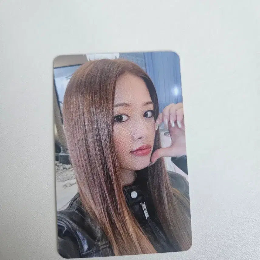 [BUNJANG] IVE Yujin Apple Music Photocard / 아이브 애플뮤직 안유진 포카