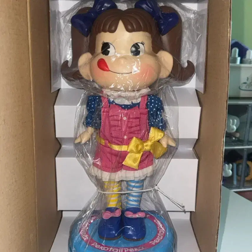 [BUNJANG] Peko-chan Doll Pink One-Piece (Bubble Head) / 페코짱 인형 핑크 원피스(버블헤드)