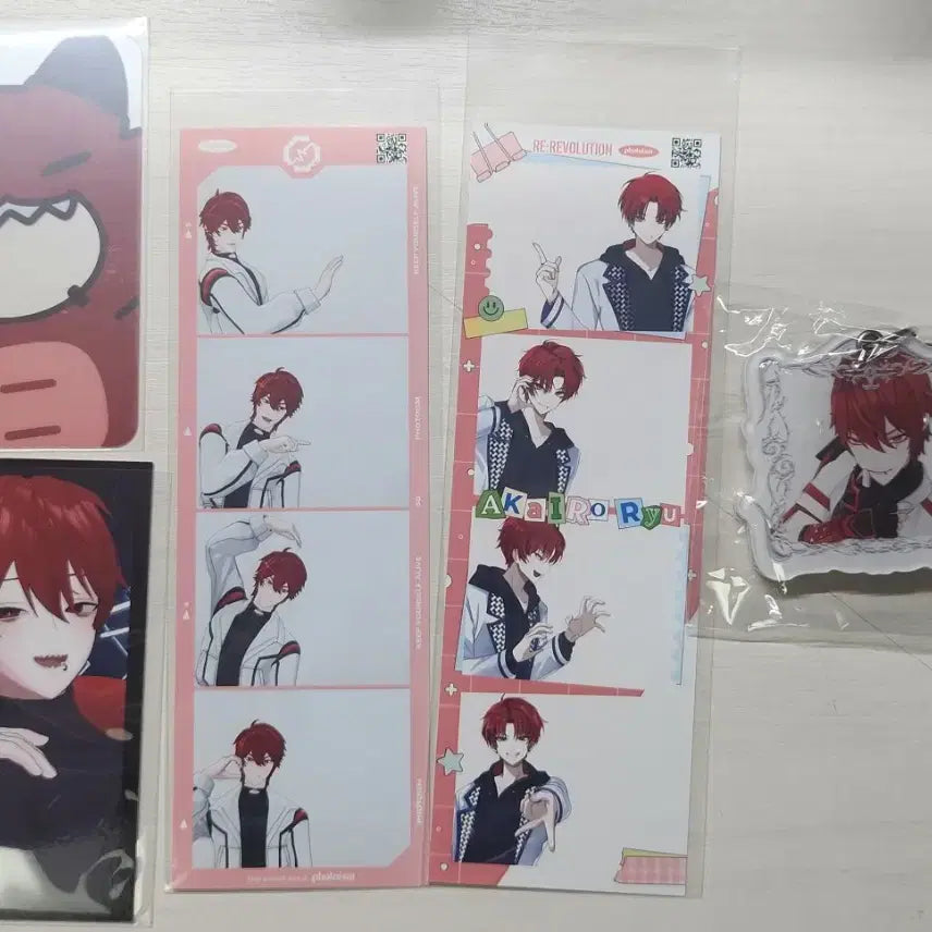 [BUNJANG] LeeRevolution Akairo Ryu Set Photocard Bundle / 리레볼루션 아카이로 류 SET