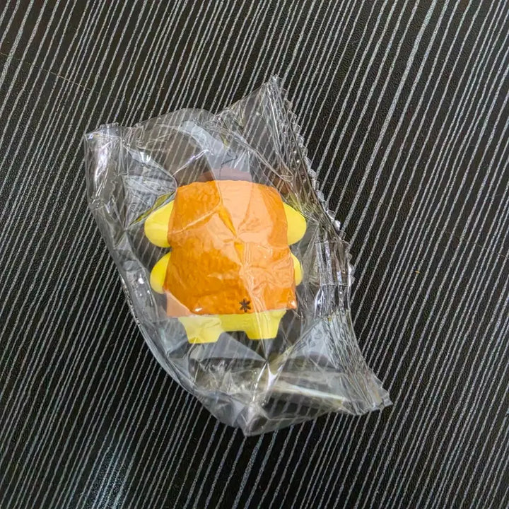 [BUNJANG] Sanrio Pompompurin Mini Figure (Sealed) / 산리오 폼폼푸린 미니 피규어(미개봉)