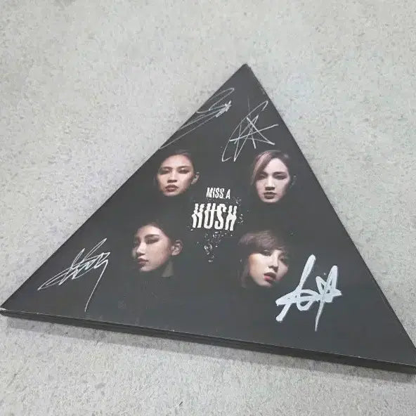 [BUNJANG] Suzy Miss A "Hush" Autographed Promotional CD / [초희긔] 친필싸인 미스에이 hush 허쉬 비매용 홍보음반 프로모cd 수지