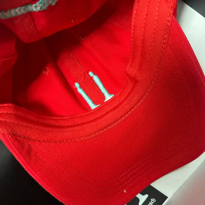 [BUNJANG] G-Dragon Weversesh Red Hat / 지드래곤 위버맨쉬 레드 모자