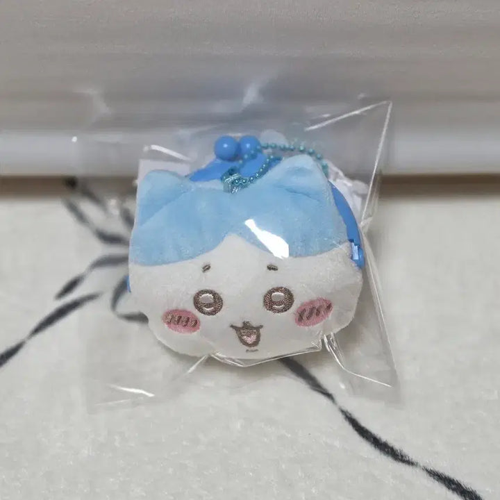 [BUNJANG] Chiikawa Hachiware Mini Gamaguchi Coin Purse / 치이카와 미니프라 가마구치 동전지갑 하치와레