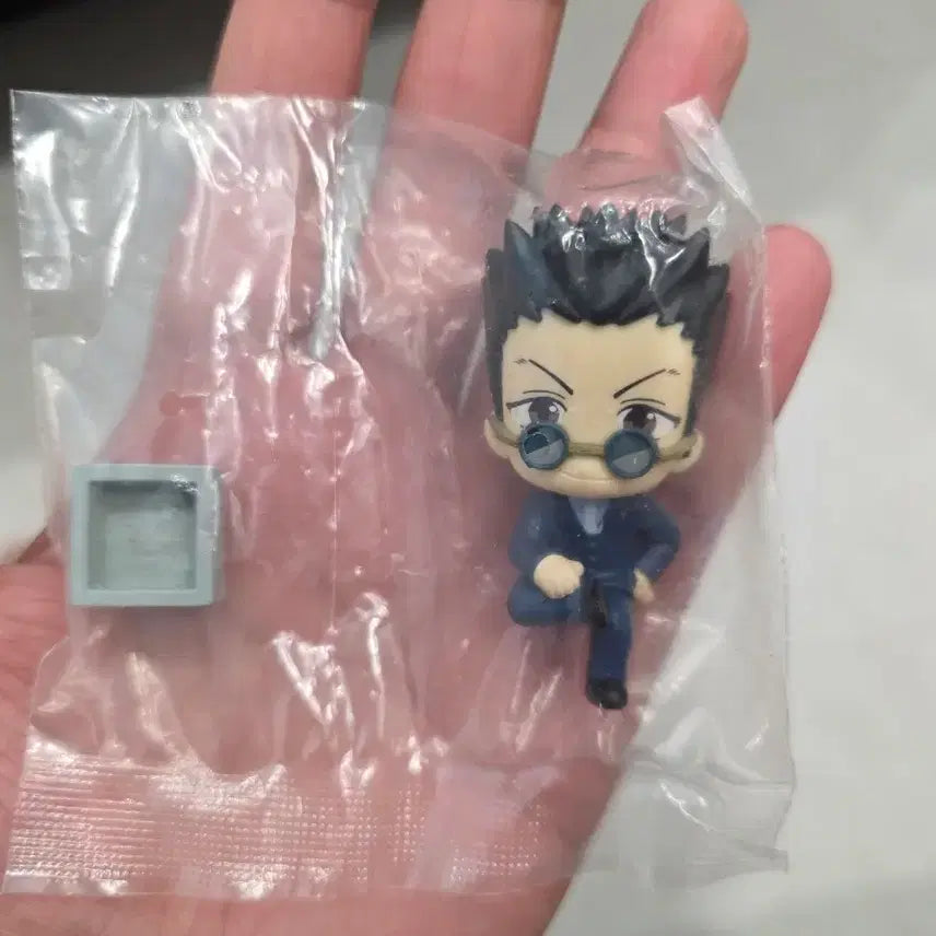 [BUNJANG] Hunter x Hunter Leorio Gacha Figure / 헌터x헌터 스와라세 레오리오 가챠 미개봉