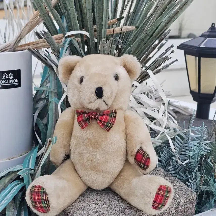 [BUNJANG] Vintage Teddy Bear with Checkered Bow Tie / 빈티지 테디베어