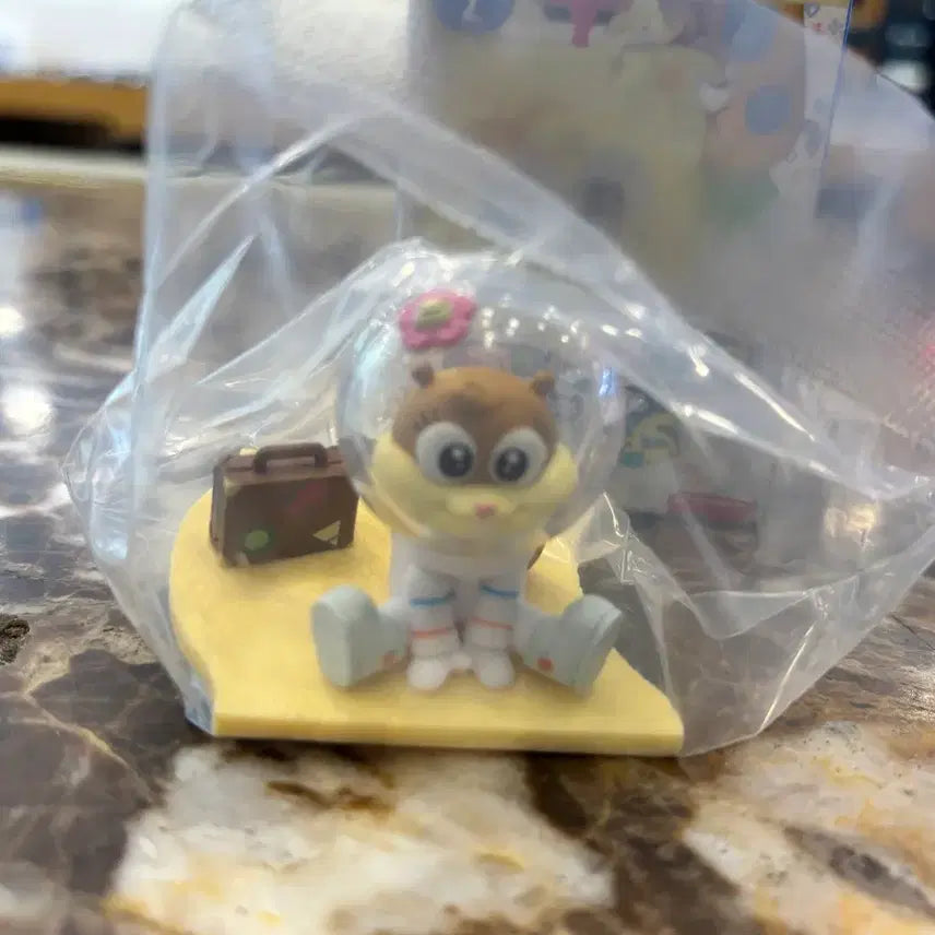 [BUNJANG] SpongeBob SquarePants Baby Figure - Gary &amp; Sandy / 스펀지밥베이비피규어 핑핑이 다람이
