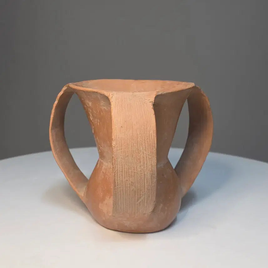 [BUNJANG] Neolithic Red Pottery Cup with Three Handles / 신석기 붉은토기잔