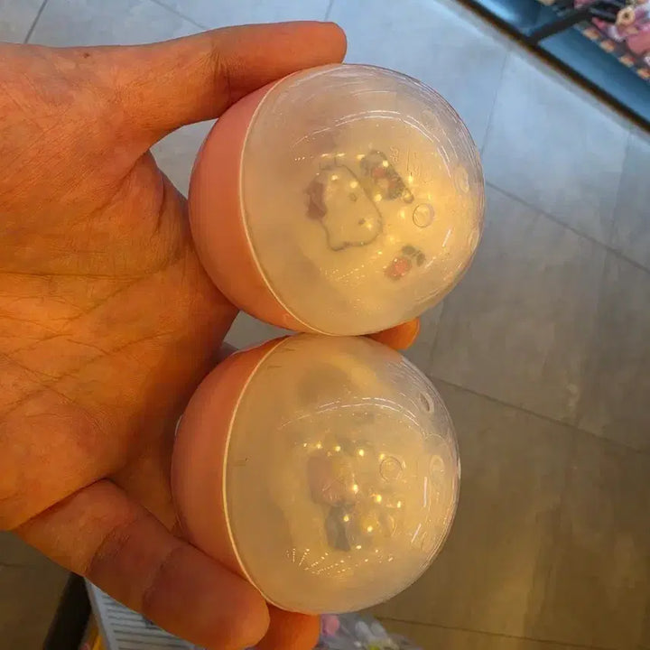 [BUNJANG] Sanrio Hello Kitty Ceramic Cup Gacha / 산리오 도자기 컵 가챠 헬로키티