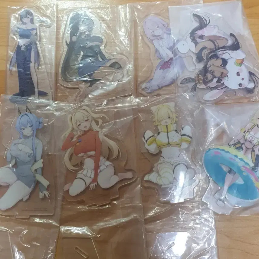 [BUNJANG] Niche Ichiban Kuji Acrylic Stand Bundle (Includes Older Releases) - Sealed / 미개봉 니케 이치방쿠지 (옛날꺼 포함) 아크릴 일괄판매