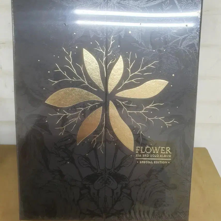[BUNJANG] XIA Junsu Flower 3rd Solo Album Special Edition / 시아준수 XIA 3집 솔로 앨범 Flower 스페셜 에디션