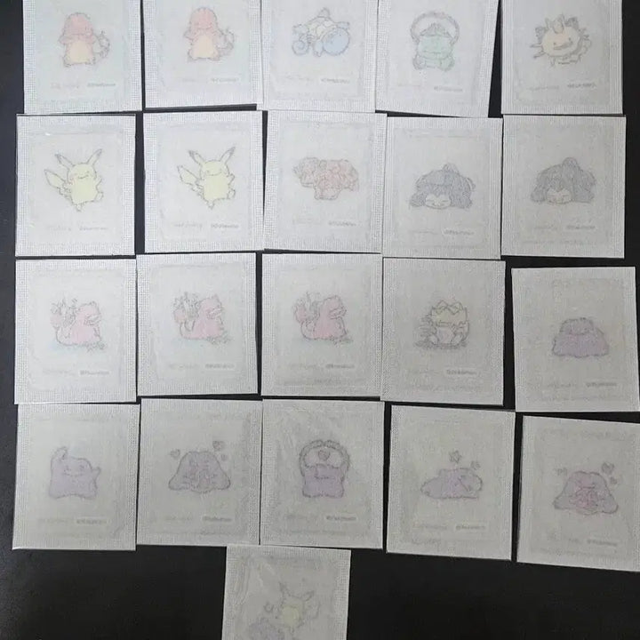 [BUNJANG] Pokemon Colorgram Bbsal Slap Stickers 21-Piece Bundle / 포켓몬 컬러그램 띠부 띠부씰 띠부띠부씰 21개