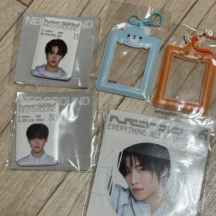 [BUNJANG] NCT Neo City: Japan Badge Bundle Set / 엔시티 네오그라운드 뱃지