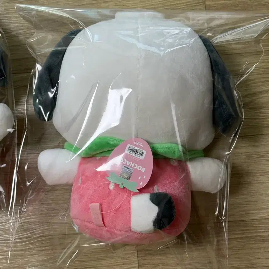 [BUNJANG] Sanrio Pochacco Strawberry Plush Medium Doll / 정품 산리오 포차코 딸기 봉제 중형인형