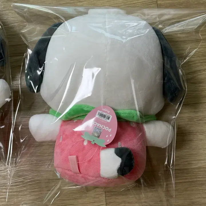 [BUNJANG] Sanrio Pochacco Strawberry Plush Medium Doll / 정품 산리오 포차코 딸기 봉제 중형인형