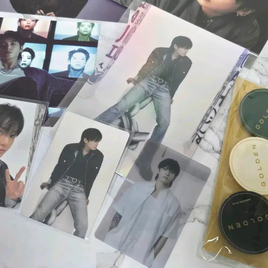 [BUNJANG] Jungkook Golden Weverse POB Bundle Set Photocard Postcard / 정국 골든 위버스 특전 + 골든 포카 + 엽서 일괄 양도