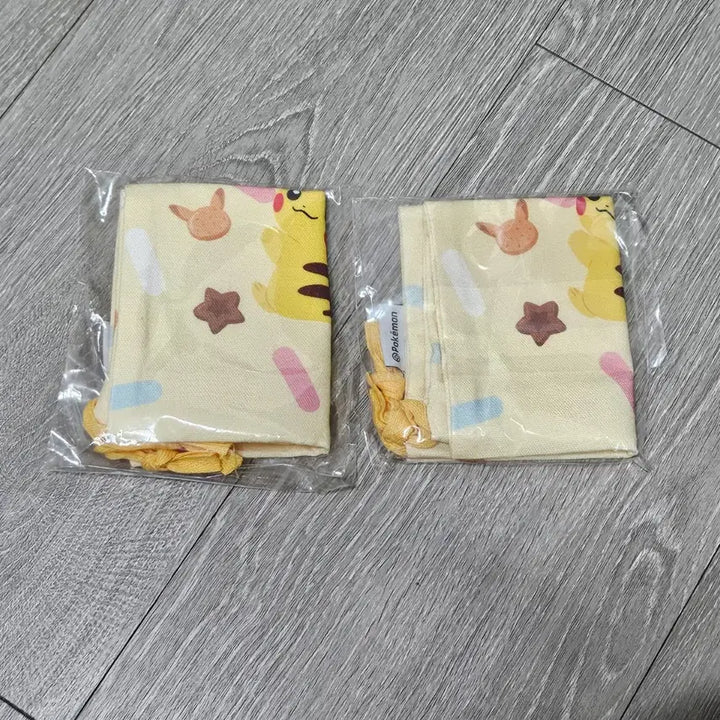 [BUNJANG] Crunches Pokémon Pikachu Pouch / 크런틴 포켓몬스터 피카츄 파우치 팔아요