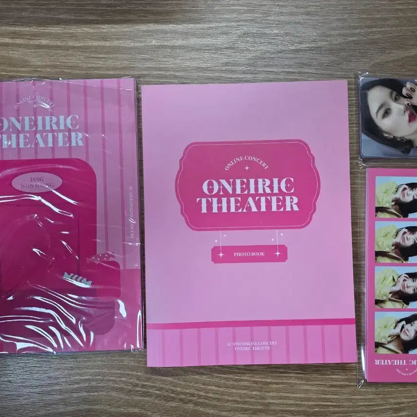 [BUNJANG] IZ*ONE ONEIRIC THEATER Blu-ray + Kit + POB / 아이즈원 온라인콘서트 블루레이+키트+특전 ONEIRIC THEATER 오나이릭 씨어터