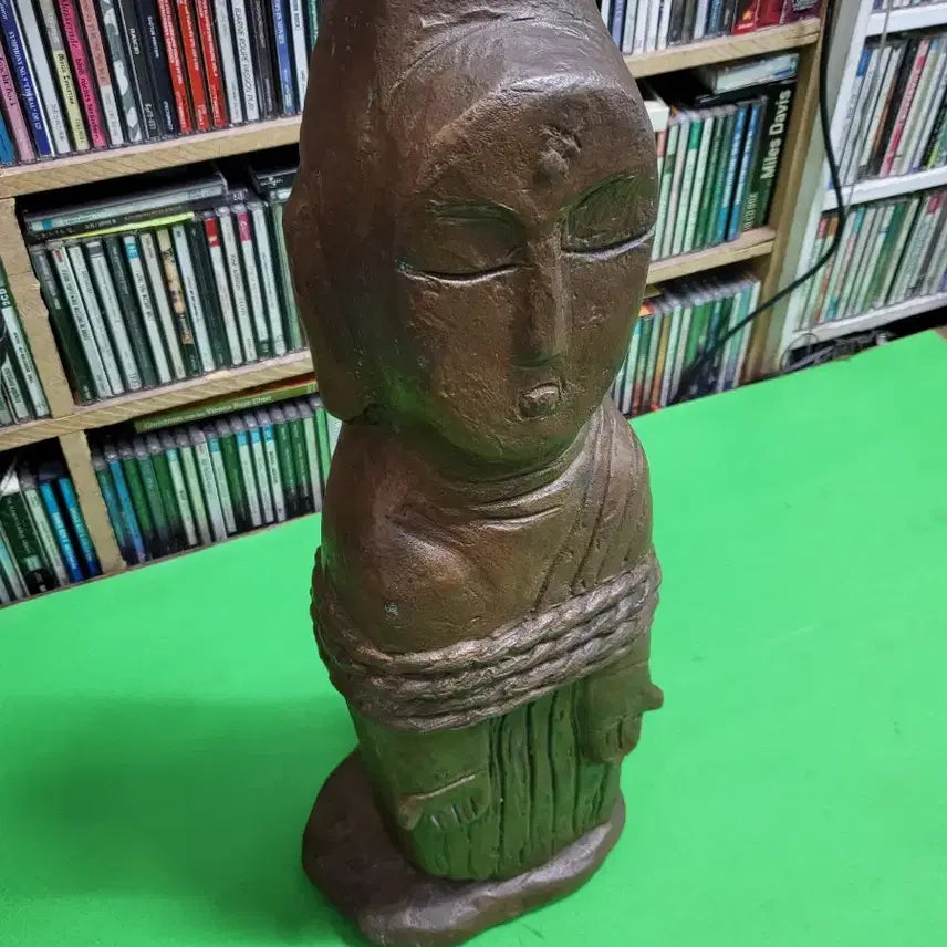 [BUNJANG] Bronze Buddhist Sculpture by Young Sup (1995) / 동 브론즈 작품