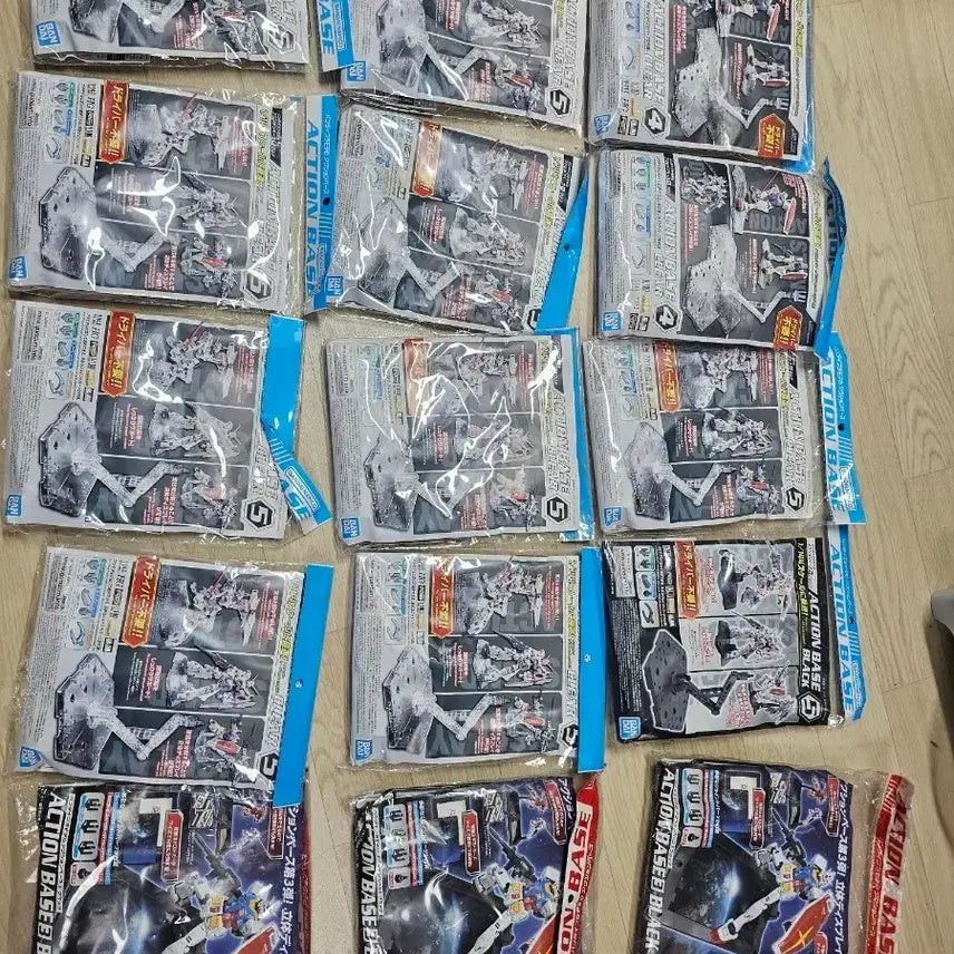 [BUNJANG] Bandai Action Base 1/144 Diecast Figure Stand / 반다이 액션 베이스 1/144 다이케스트 피규어 스탠드