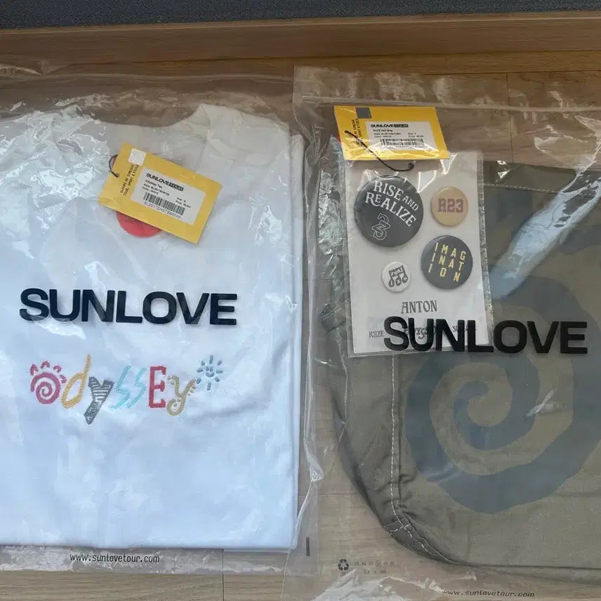 [BUNJANG] RIIZE Sun-Love T-Shirt and Bag Bundle / 라이즈 썬러브 티셔츠,가방 판매합니다