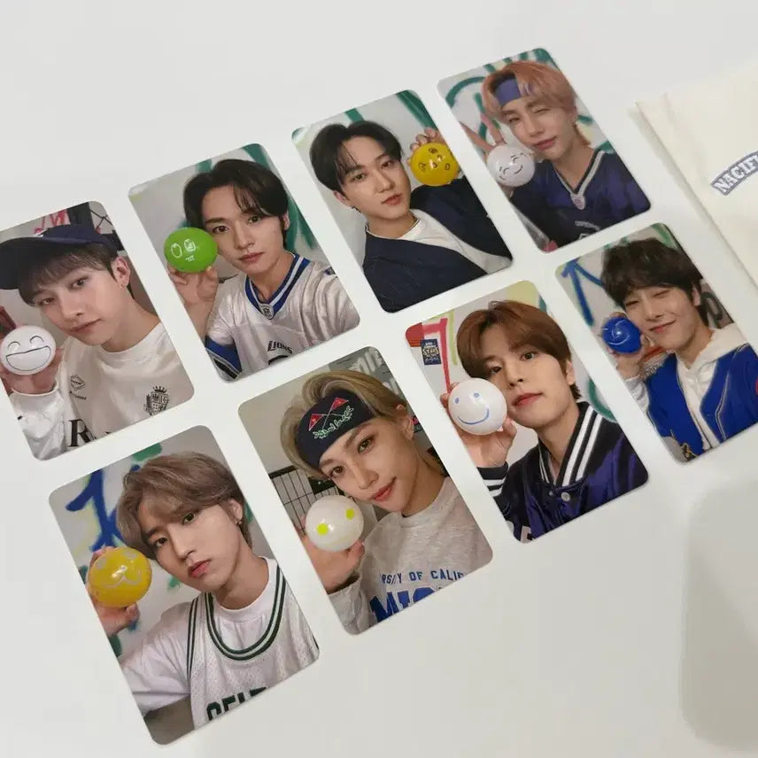 [SOLD OUT] [BUNJANG] Stray Kids Photocard Set / [스트레이키즈] 새상품 포토카드세트