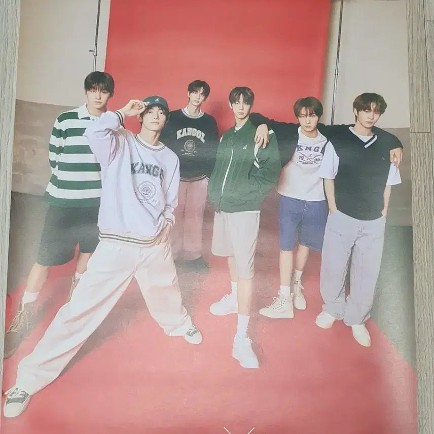 [BUNJANG] TWS Kangol Poster Bromide / 투어스 캉골 포스터 브로마이드 TWS Kangol