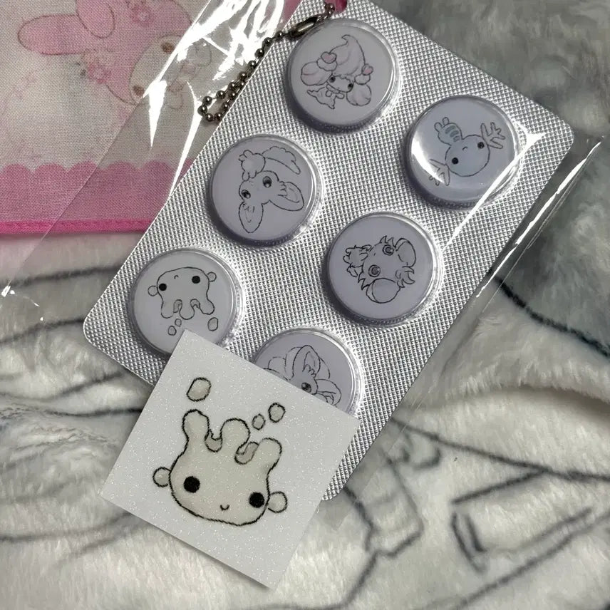 [BUNJANG] Miryoko Pocketmon Pill Keyring + Mabyeolk Special Sticker Set / 미료코님 포켓몬 알약 키링 + 마빌크 특전 국내 작가님 스티커