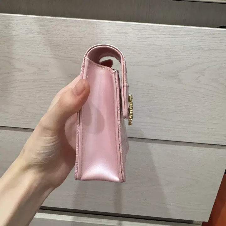 [BUNJANG] Classic Kitty Wallet Case / 고정가격) 고전키티 케이스 지갑 고전헬로키티 산리오 리락쿠마 먼작귀 치이카와