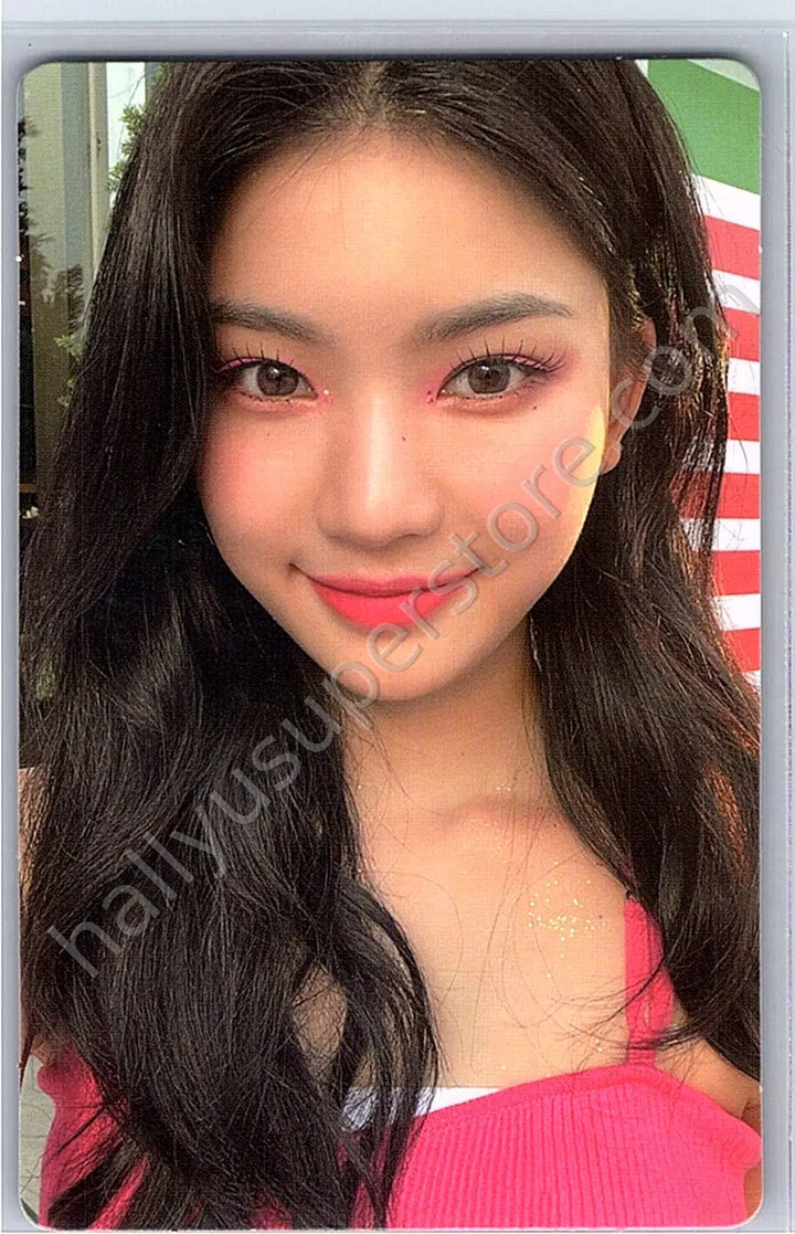STAYC - Isa - WE NEED LOVE pob (pre-order benefit) weverse global shop (wvg)
