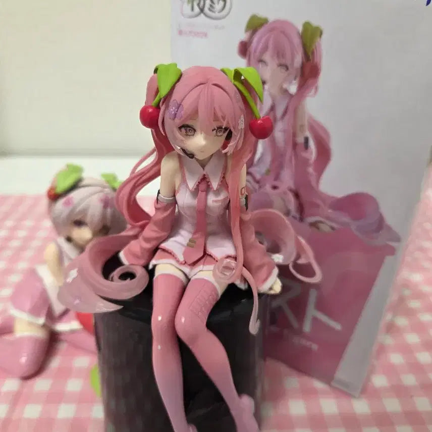 [BUNJANG] FuRyu Sakura Miku Noodle Stopper Figure 2026 / 미개봉)사쿠라 미쿠 후류 누들스토퍼 2026 미소녀