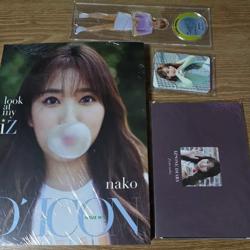 [BUNJANG] IZ*ONE Nako Dicon Photobook / 아이즈원 나코 디아이콘 화보집 포토북