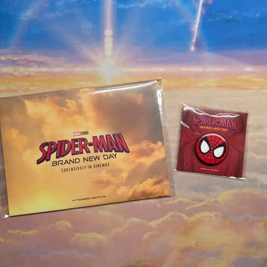 [BUNJANG] Spider-Man CGV Pin Badge &amp; 3rd Week AR Film Bundle / CGV 스파이더맨 핀뱃지 &amp; 3주차 AR 필름
